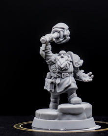Thunderhand Dwarf Cleric – 32mm Miniature
